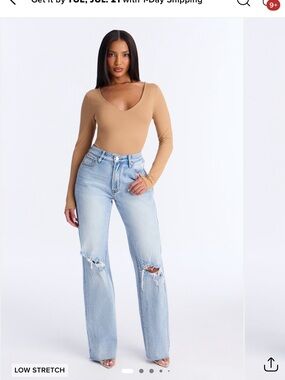 Fashion Nova High Rise Ripped Stretch Straight Leg Jeans - Light Wash Size 0